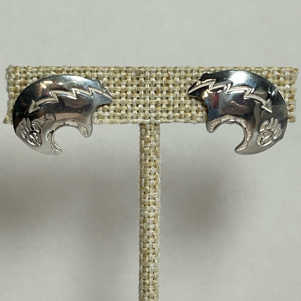 Vintage Navajo Bear Native Sterling Silver 925 Post Earring Handcrafted Stamped